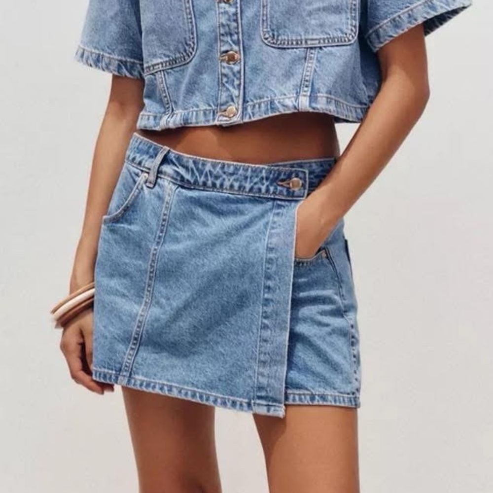 Zara Blue Denim Mini Skort